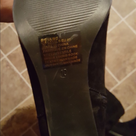 Siena Heeled Boots - Picture 2 of 8